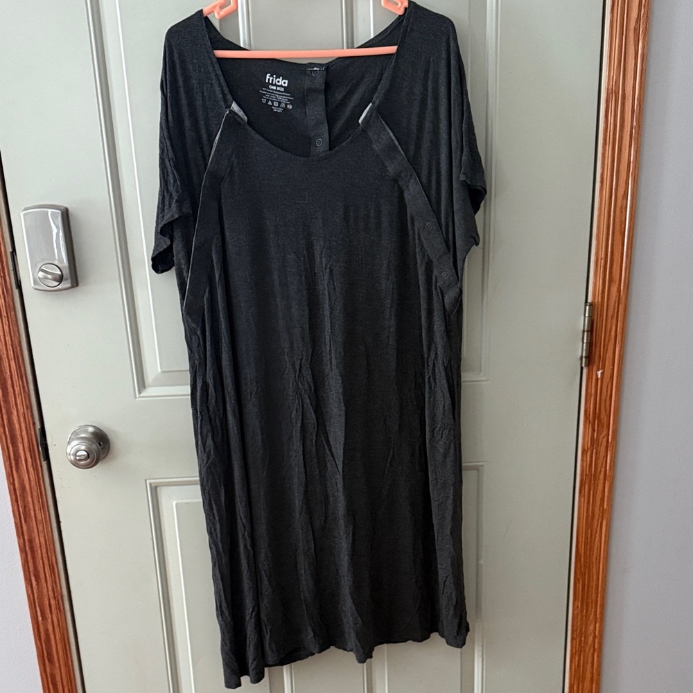 Frida Delivery/Nursing Gown